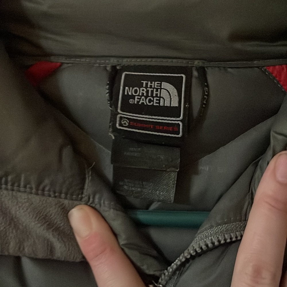North face jacket - Picture 3 of 4